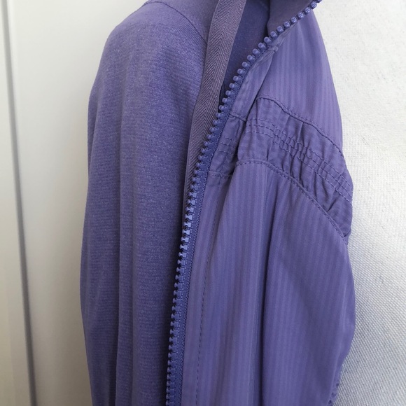 Lululemon Reversible Scuba - Picture 6 of 6